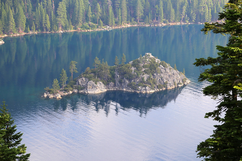 레이크타호(Lake Tahoe)에서 한 곳만 봐야한다면 바로 여기, 에머랄드베이(Emerald Bay) 주립공원