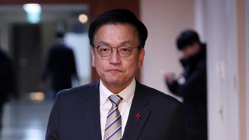 인사청문회 당시 미국 국채 "팔겠다"던 <b>최상목 부총리</b>, 쥐도새도... 