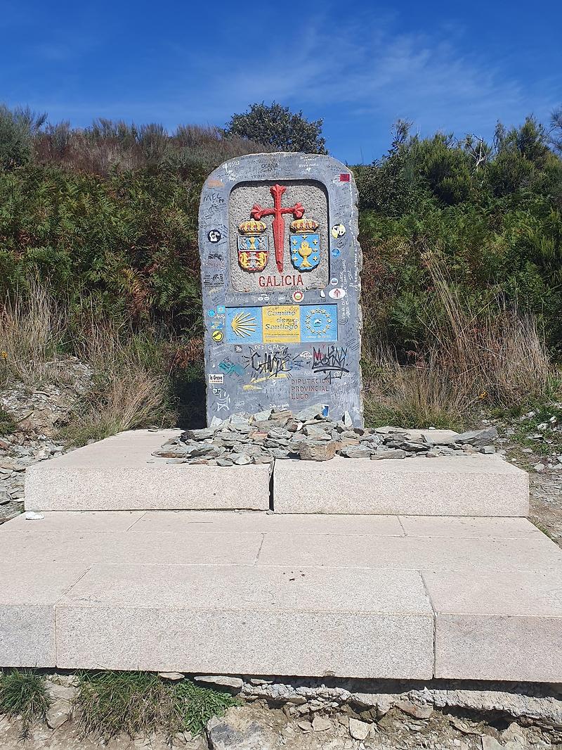 [산티아고 순례] 10일차, 베가 데 발카르세-오 세브레이로-리나레스 (14.9km)