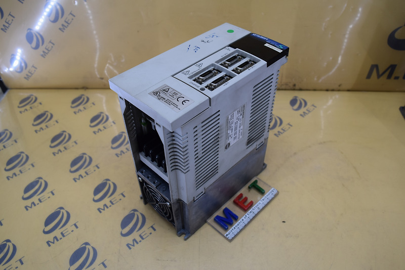 Servoazionamento Mitsubishi MR-J2S-350B-S041U703 Nuovo Da Giappone - Spedizione Veloce