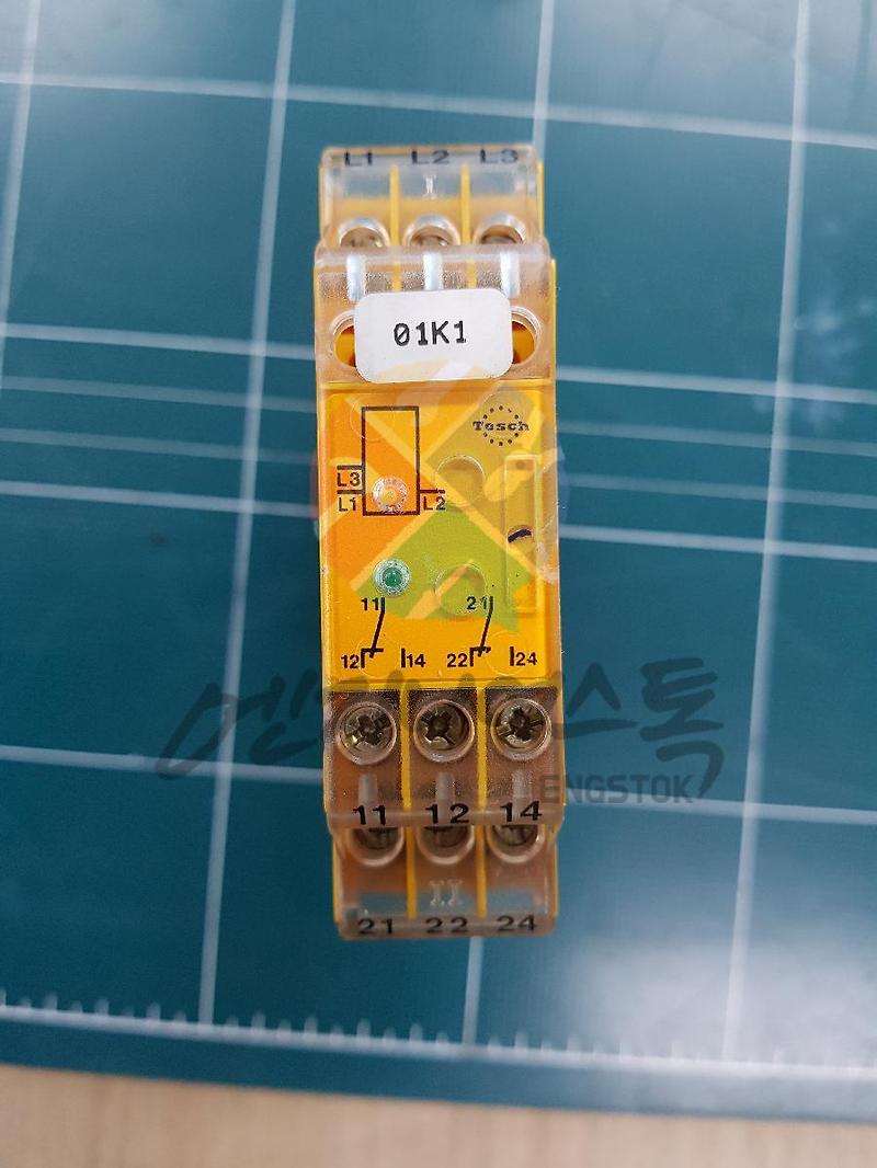 PLC / E69.2x802 릴레이 수리 / TESCH PLC 수리전문 / 내부 기판 소손 PLC 수리 문의