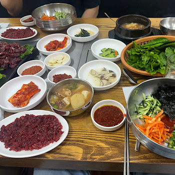 광주 생고기 육회 맛집 유명회관 방문