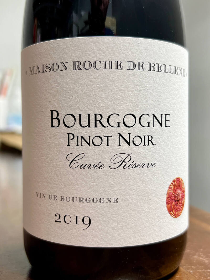 [프랑스] 편안하게 마실 수 있는 데일리 부르고뉴 레드 와인 - Maison Roche de Bellene Bourgogne Pinot Noir Cuvee Reserve 2019