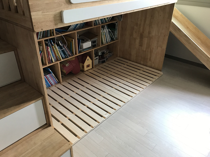 2층 침대 1층을 침실로 코르크베어 매트리스+매트리스 깔판 구입