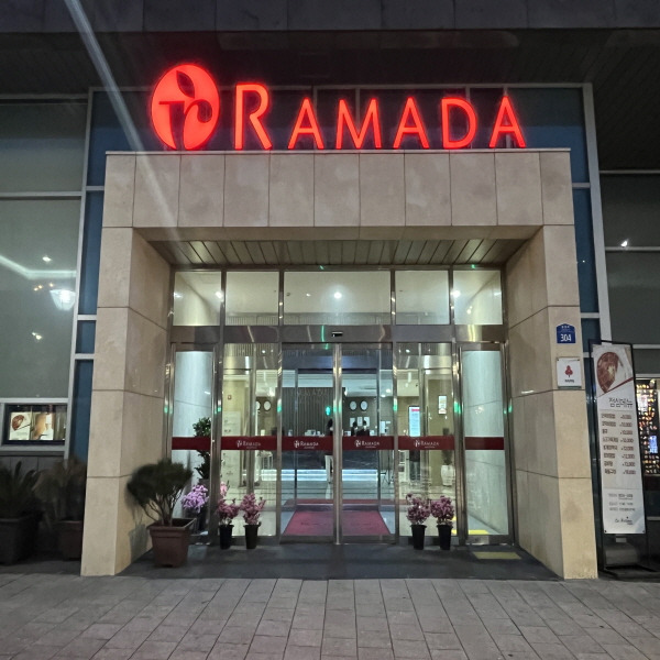 제주 공항, 동문시장 근처 가성비 최강 제주 라마다 시티호텔 솔직 리뷰
