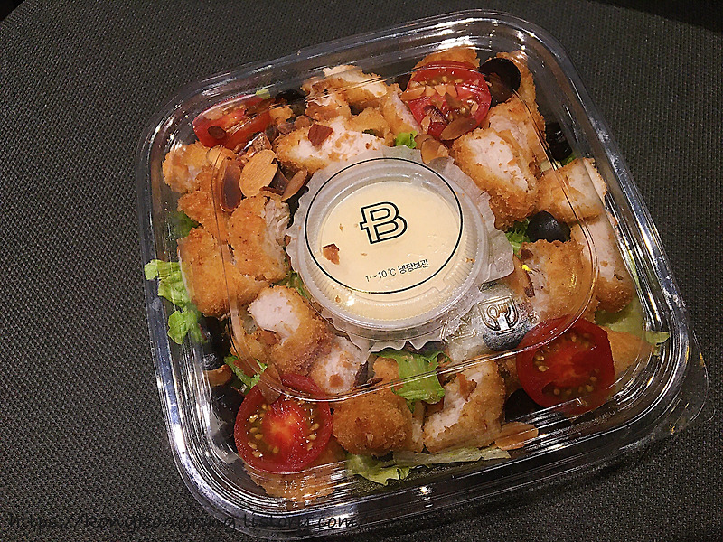 [파리바게트] 샐러드 맛집 파리바게트 ‘케이준 치킨 샐러드’ 후기