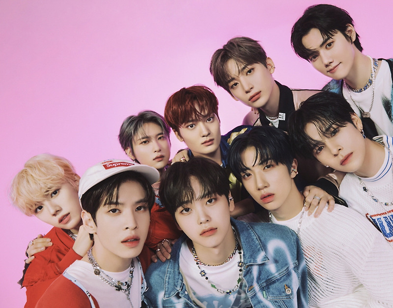연예인 <b>과잉 경호</b> <b>크래비티</b> 사과 <b>경호</b>원 논란. 공식입장 전문