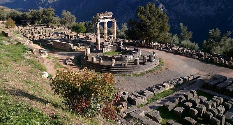 나를 찾아가는 여정: 델포이 순례길(Delphi Sacred Way)