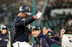 [아사히신문] [사진정리] 오릭스, 5-4로 한신 꺾고 2승 일본 S3차전