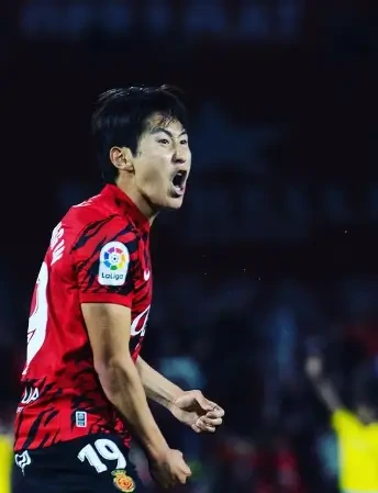 메시 대신 <b>이강인</b>? PSG에서의 주전 기회와 특별 대우