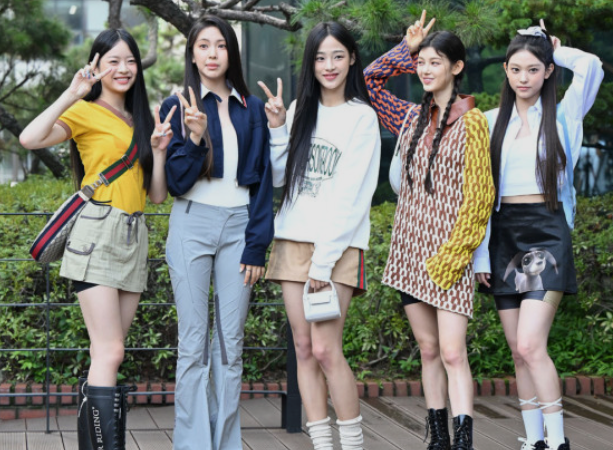 노래를 해야 하는데... 라이브를 하지 못하는 가수 아이브 , <b>뉴진스</b>