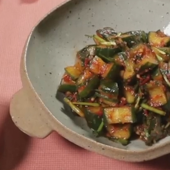 오이김치 맛있게 무르지 않게 담그는법 아삭아삭 시원한맛 오이깍두기