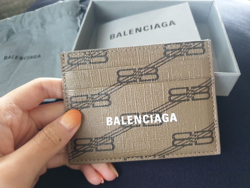 [남자 카드지갑 추천] 발렌시아가 BALENCIAGA 비비모노그램 신상후기.