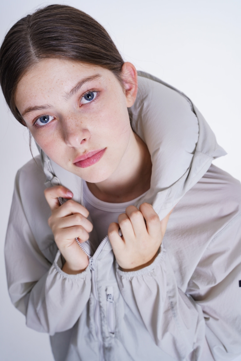 (LIGHT BEIGE) WOMEN'S WINDBREAKER V2 _ 511100212 main image 1