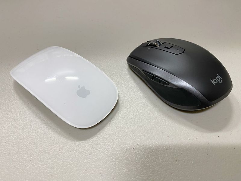 맥북을 쓰는 내가 애플 매직 마우스를 버리고 로지텍 MX 마우스를 구입한 이유 - 비교 사용기 :: Tomi4all