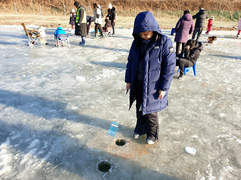 빙어낚시 빙낚 시즌 - 입문 빙어낚시대, 빙어채비, 채비 및 빙어낚시법