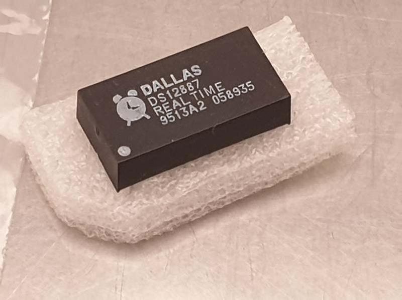 dallas ds12887 real time clock