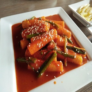 떡볶이 순대 꿈 해몽 ( 먹는, 사는, 만드는, 분식 )