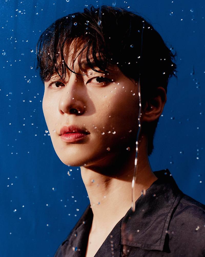 박서준 프로필 나이 키 몸무게 소속사 여자친구 열애설 수스