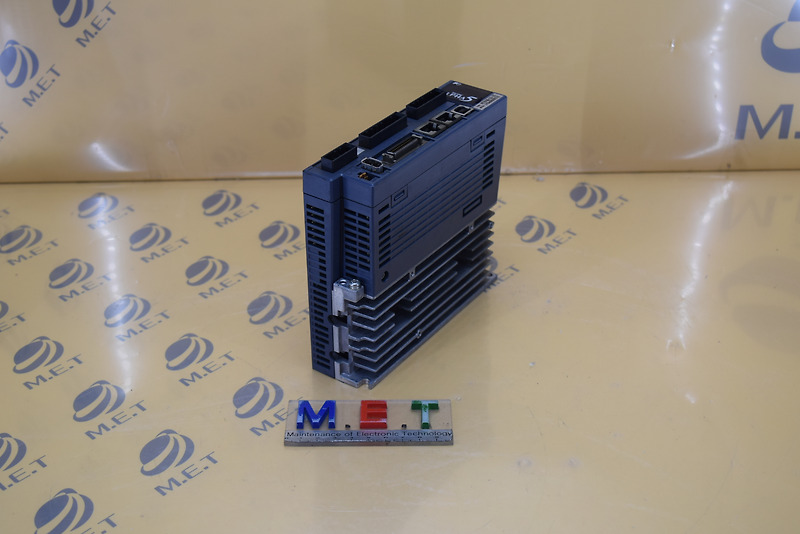 Servoazionamento Fuji RYT201D5-LS2-Z25, Nuovo, Per PLC-2, Automazione Industriale - Foto 2