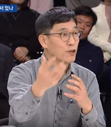 진중권에게 토론 신청한 김호창 업스터디 대표