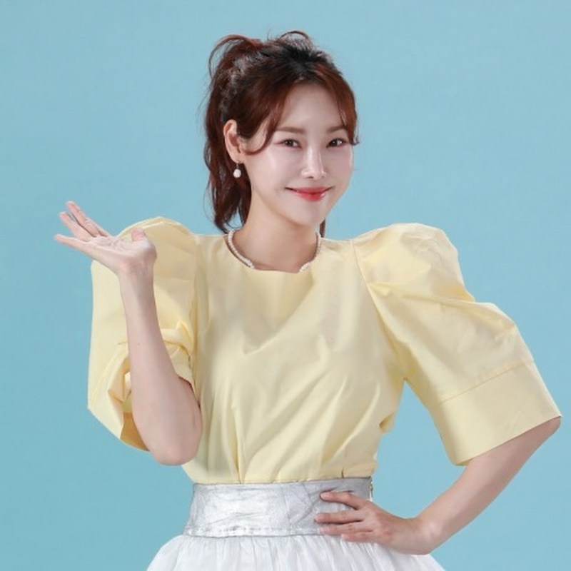 가수 이하린 프로필, 나이, 키, 고향, 학력