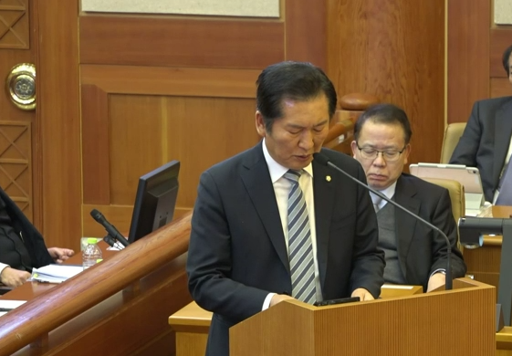[전문] <b>윤석열</b> 대통령 <b>탄핵</b>심판 국회 <b>정청래</b> 소추위원 최종의견