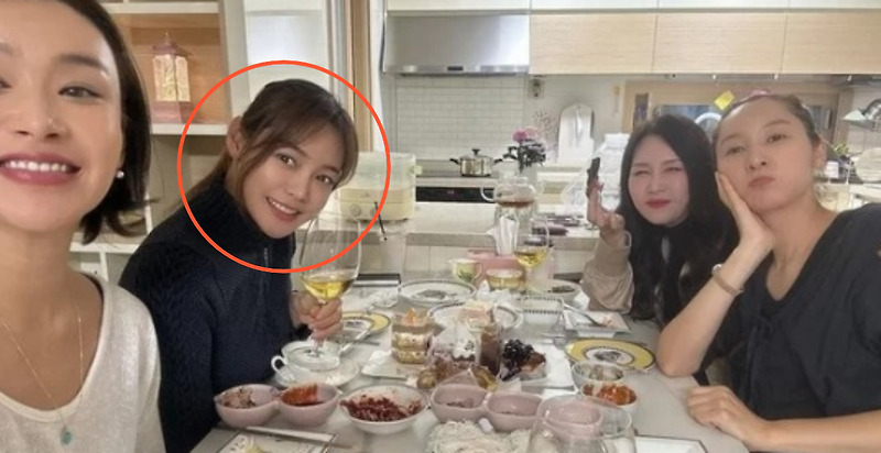 '라이머와 이혼'한 안현모, 최근 밝은 근황 포착