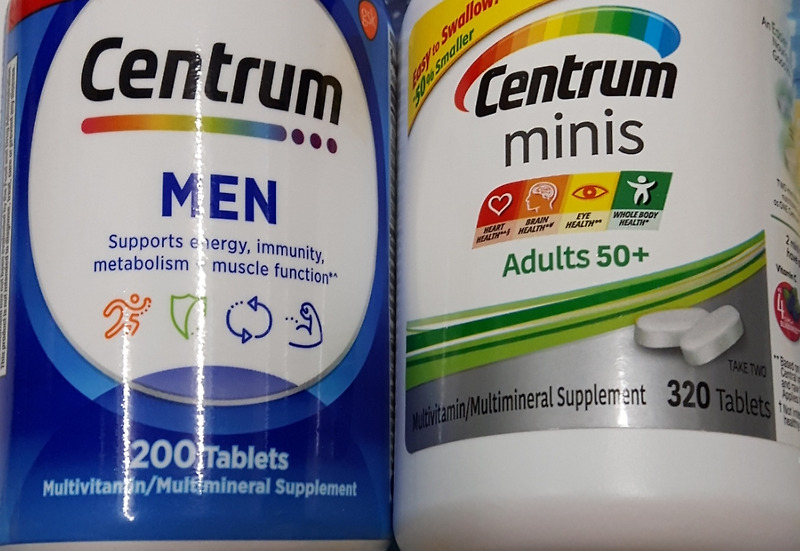 종합비타민 센트룸(Centrum), 일반과 미니스(minis) 의 1알 크기 비교