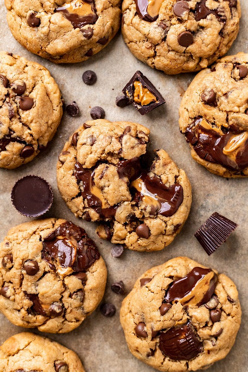 Vegan And Gluten Free Desserts: Peanut Butter Chocolate Chip Cookies