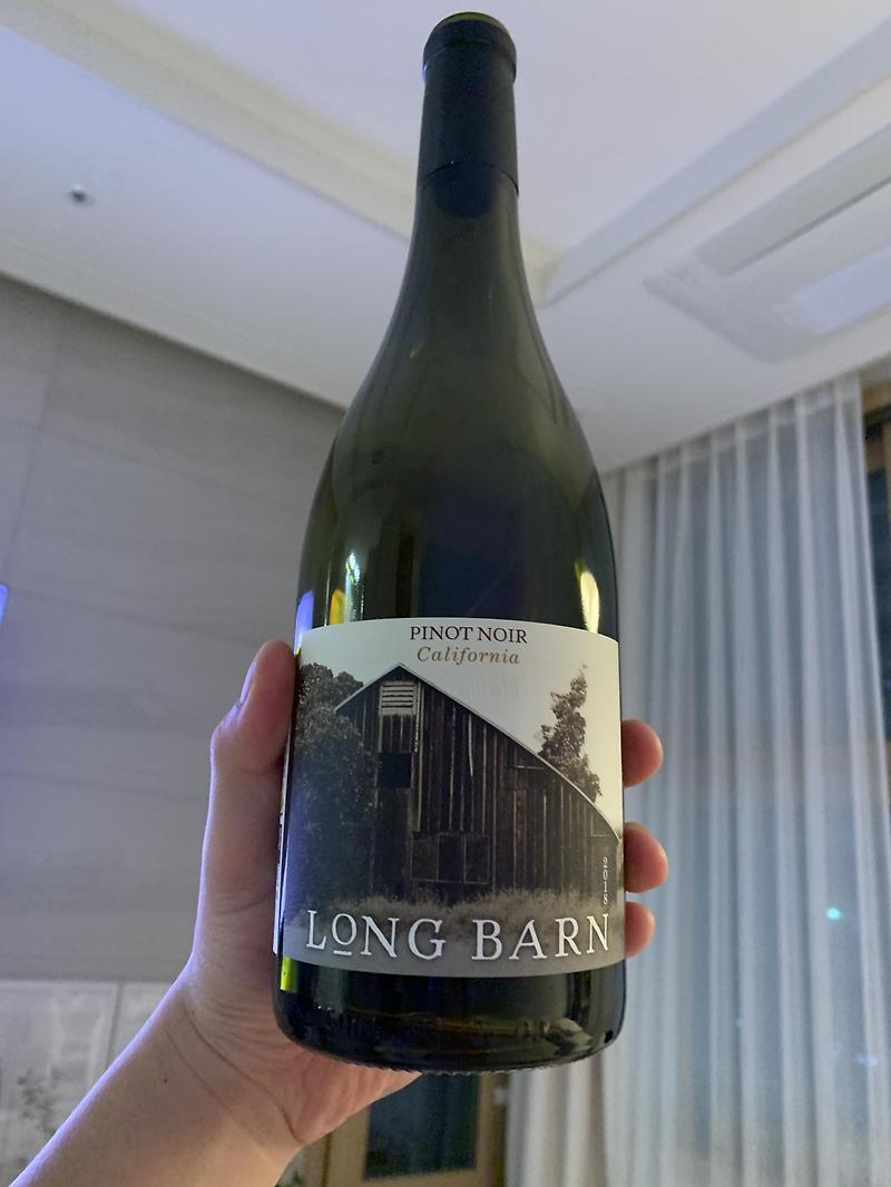 [미국] 롱반 피노누아 2018(LONG BARN PINOT NOIR 2018)