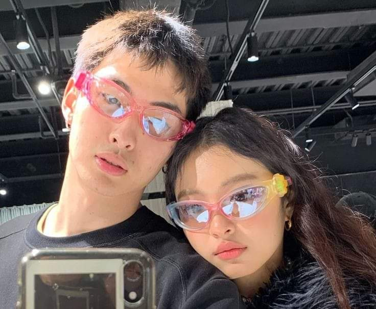 [KPop Story] How Much Do NewJeans and BTS Members Earn?