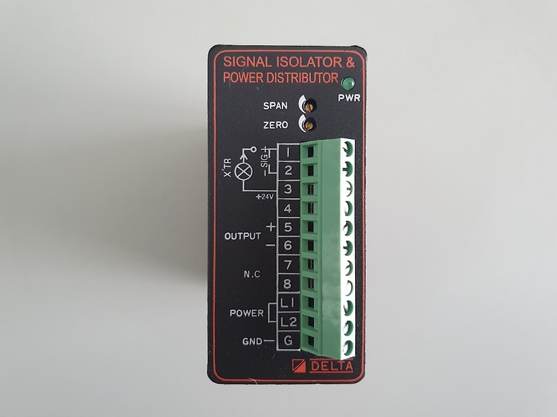 Delta/IO DSIPD2 Signal Isolator&Power Distributor