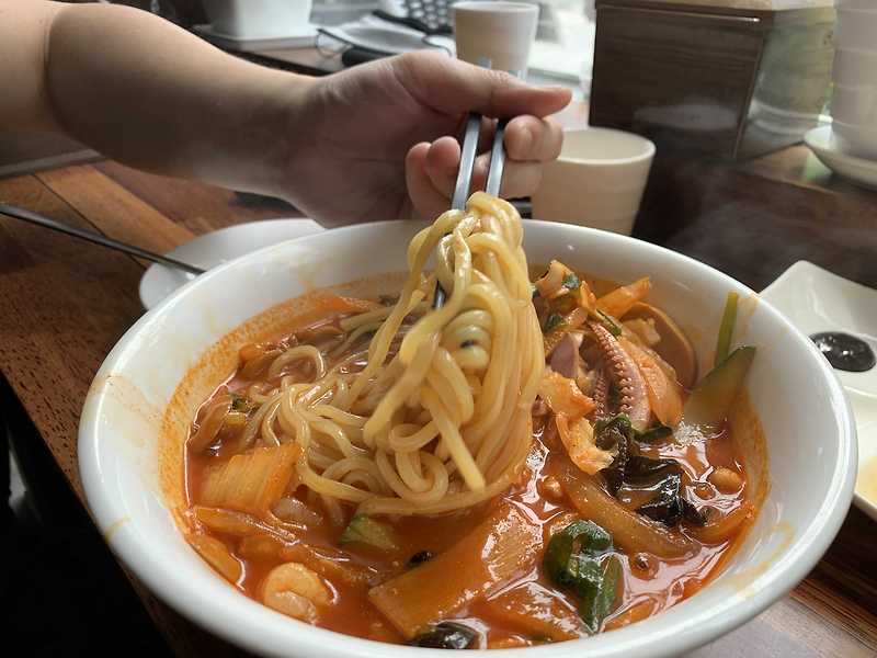 [군산여행]군산 물짜장 짬뽕 맛집 '국제반점' 타짜의 촬영장소/이성당 근처 중국집