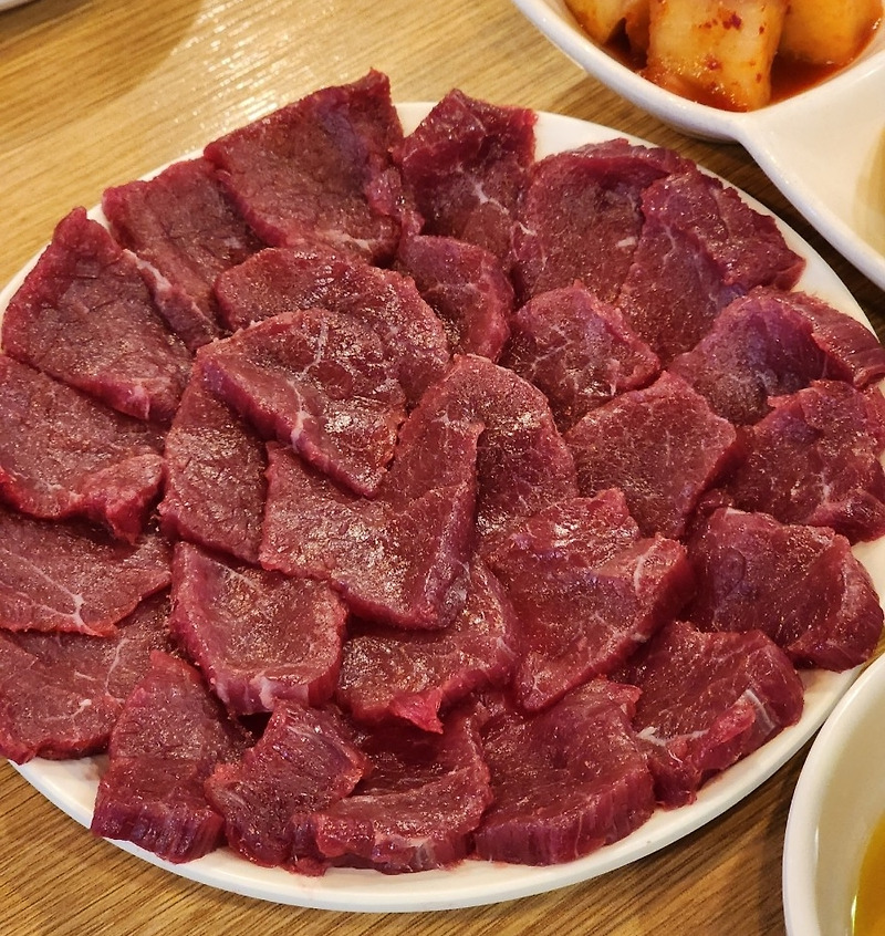 수서역 육사시미 맛집, 뭉티기 삼합의 진수 <우공뭉티기>