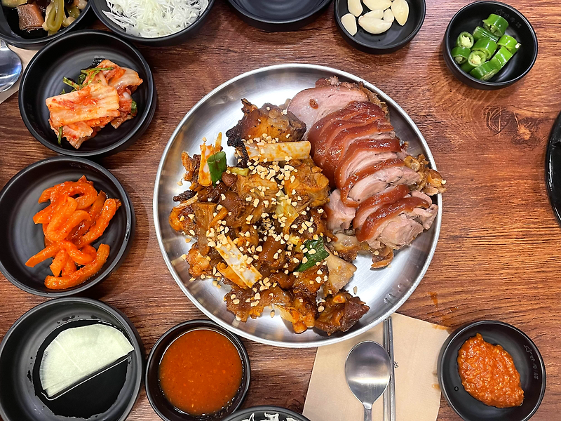 [사당] 서울 3대 족발맛집! 6년째 미쉐린가이드 맛집 “만족 오향족발”