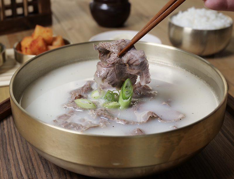 설렁탕 패키징 혁신: 간편하고 맛있는 한끼 (줄서서 먹는 강원도 설렁탕 맛집에서 만든 밀키트)