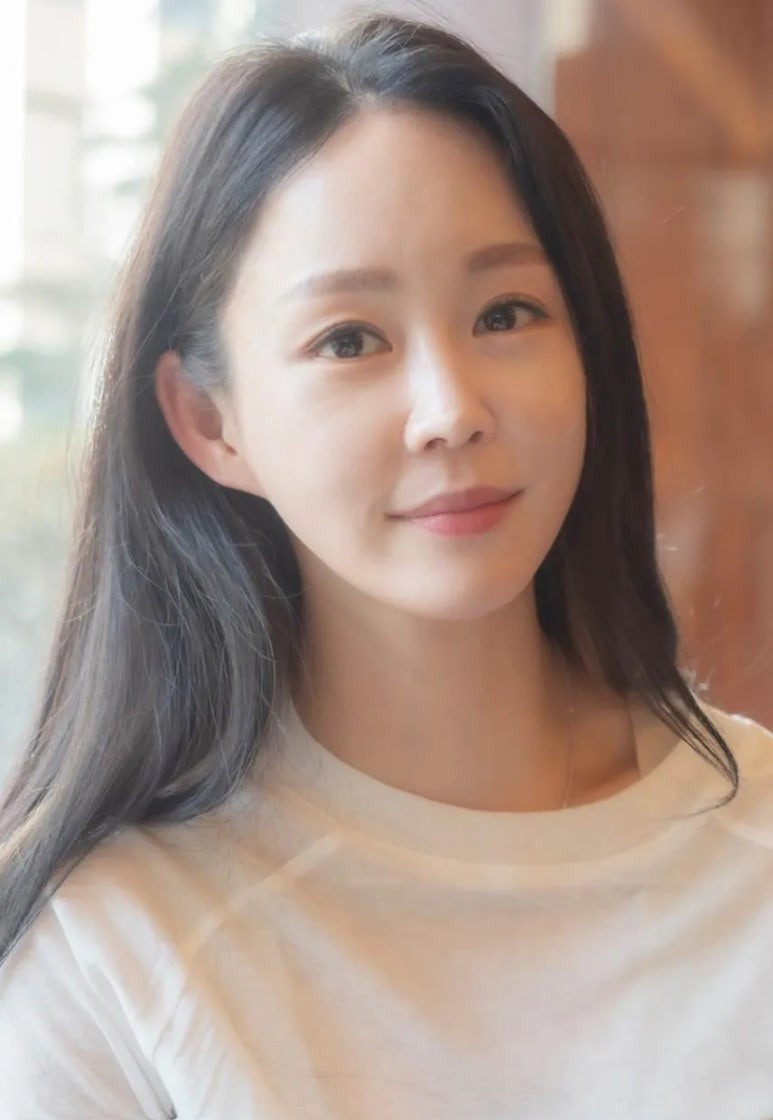 이수련 나이 배우 프로필 경호원 데뷔 결혼 남편 남자친구 가족 근황