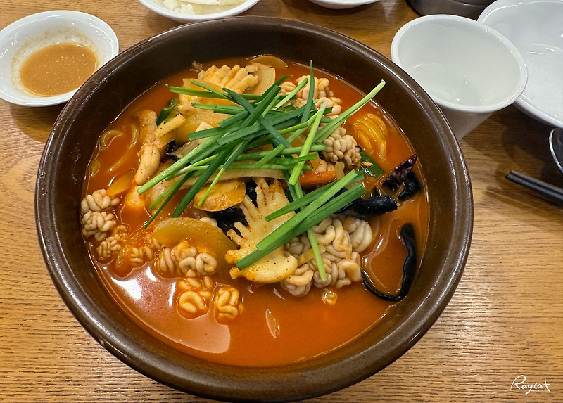 알탕 같은 짬뽕 천안 중식이 맛있는 메이탄 뚝배기 알짬뽕
