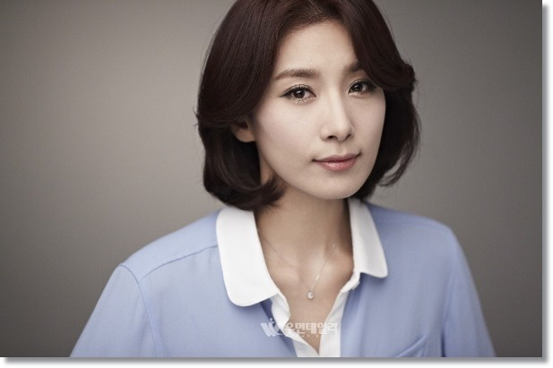 김서형 나이와 재떨이 사건. 예전 노출. 결혼 계획 - 멜론하우스