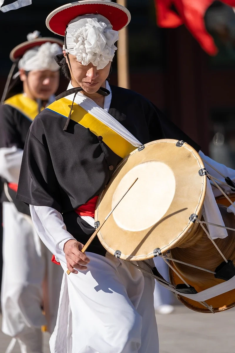 What is SAMULNORI (Play of four obejcts)?