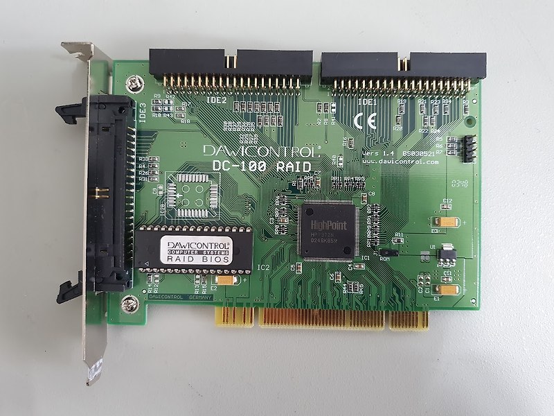 Contrôleur RAID Dawicontrol DC-100 - Ultra DMA 100 - Interface RAID - Neuf Sous Emballage