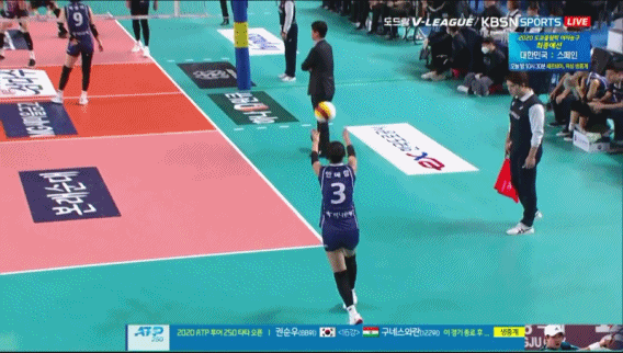 뛰었으면 하는 희망(ft. <b>조혜정</b> 전GS칼텍스 <b>배구</b><b>감독</b>)