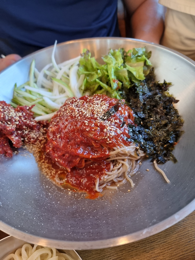 여주 프리미엄아울렛 근처 맛집 팔당육칼 동동국수