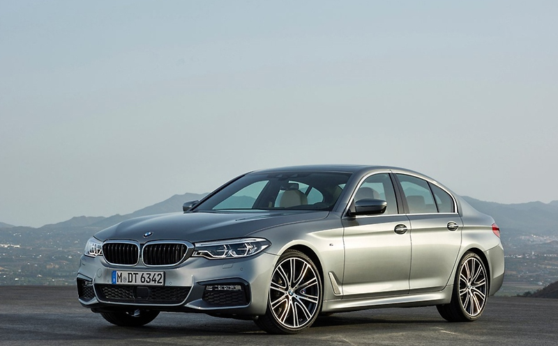 bmw 530i 가격, 제원, 중고, 럭셔리, m 스포츠 패키지, 연비 등 차량정보 확인은?