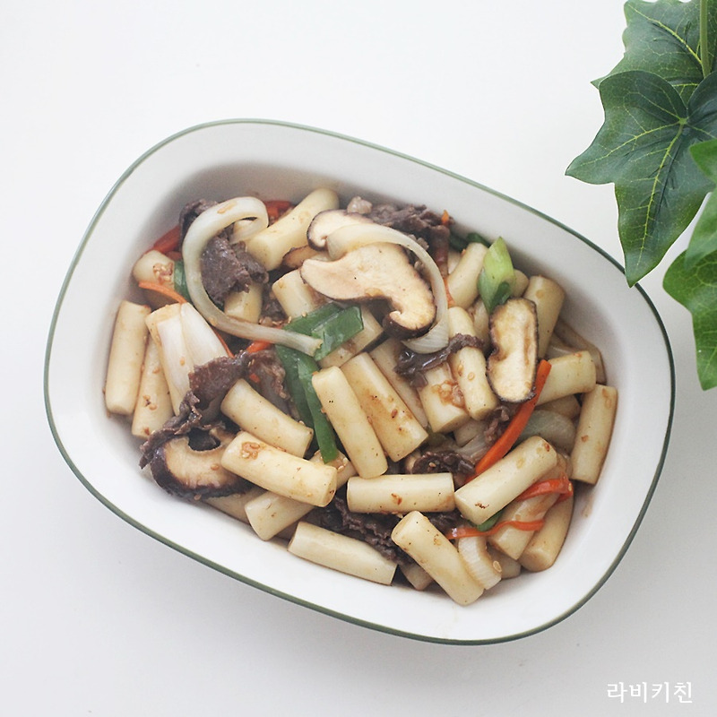 백종원 간장떡볶이 레시피 궁중떡볶이 만드는 법 안매운 떡볶이떡 요리 떡볶이 재료 소스