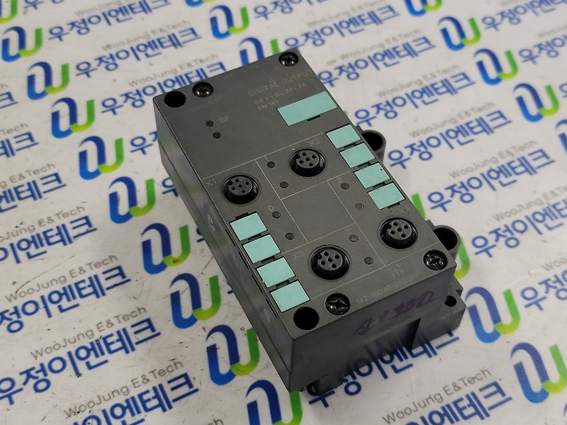 SIEMENS DIGITAL OUTPUT MODULE