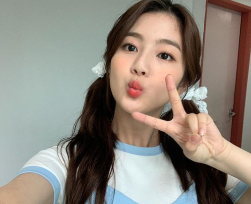 <b>앤피오엔터</b>테인먼트... 공동매니지먼트, 신예은, 윤박, <b>신은수</b>