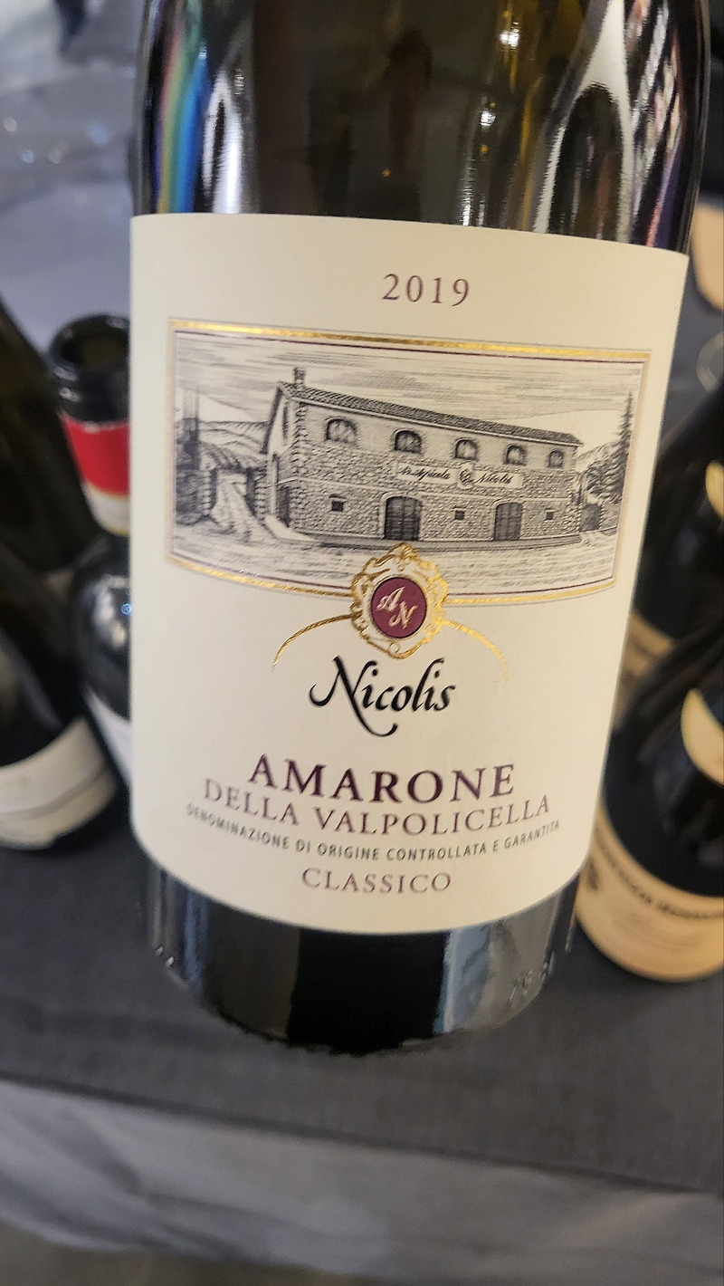 Nicolis AMARONE DELLA VALPOLICELLA CLASSICO 2019
