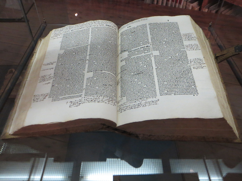 university of st. thomas calibre press